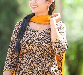 Nehru Place call girl Preet